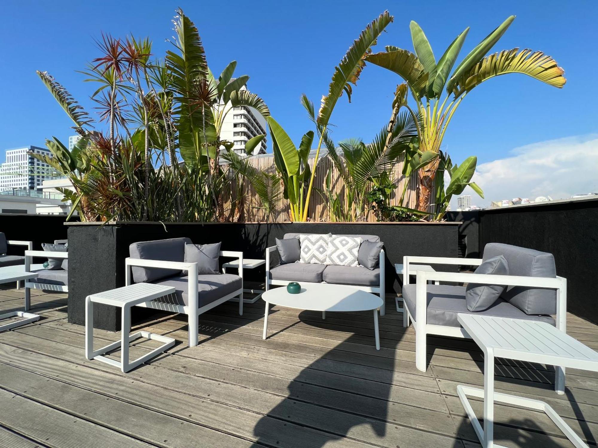 Beer Garden Hotel Tel Aviv Exterior photo